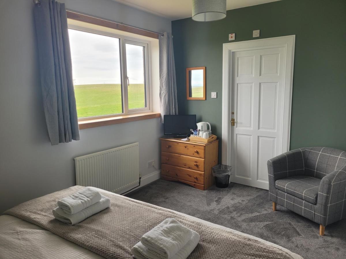 Lindisfarne Bed & Breakfast ストロムネス エクステリア 写真